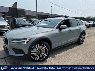 2026 Volvo V60 Cross Country B5 Plus Wagon