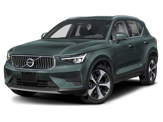 2026 Volvo XC40 B5 Core SUV