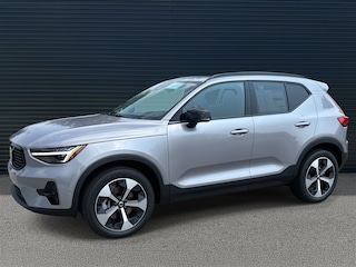 2026 Volvo XC40 B5 Plus SUV