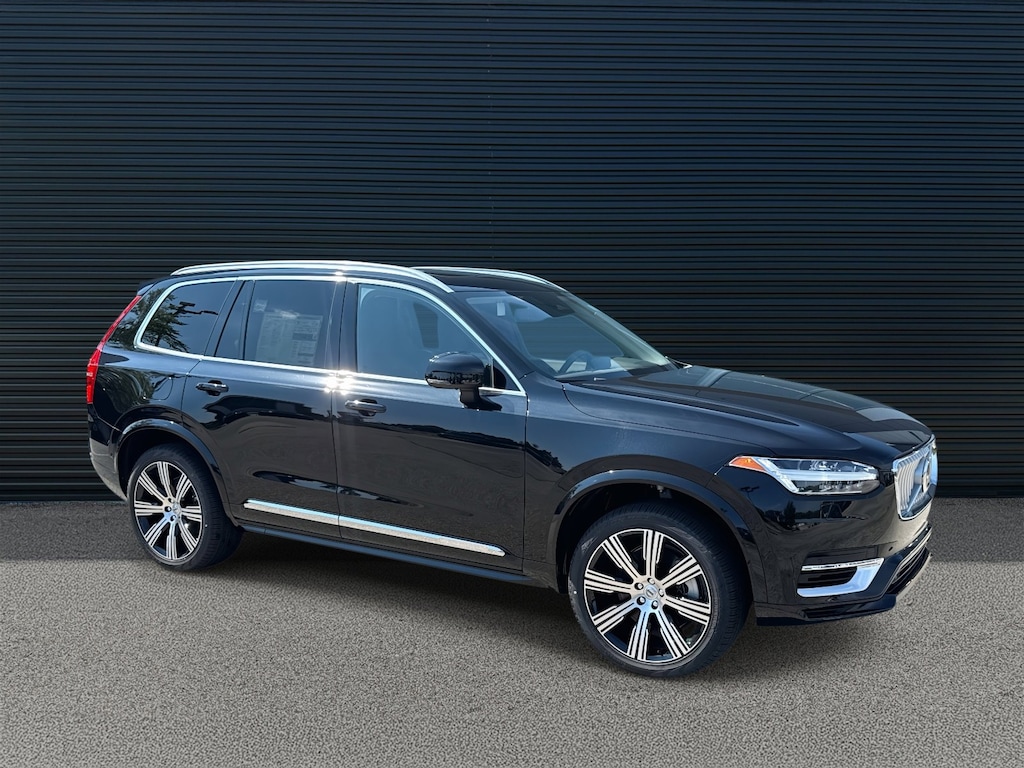 Used 2024 Volvo XC90 Recharge Plug-In Hybrid Plus SUV